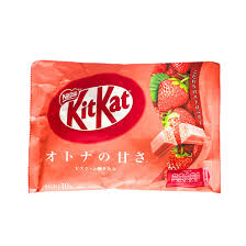 Kit Kat Rich Strawberry -Japan